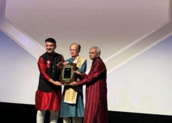 उत्कृष्ट अभिनयाला सातासमुद्रापार मिळाली दाद!