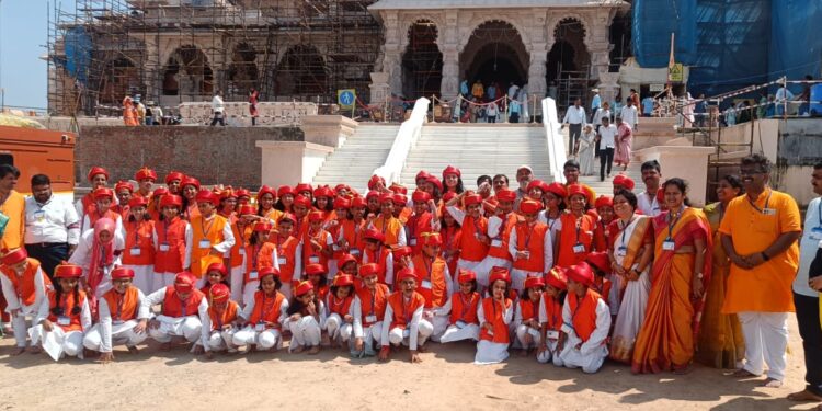 अयोध्येतील रामलल्लाच्या मंदिरात घुमले बालस्वर!