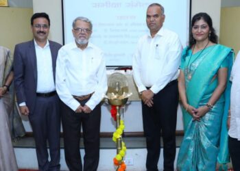 गरवारे महाविद्यालयात रंगले अनोखे समीक्षा संमेलन!