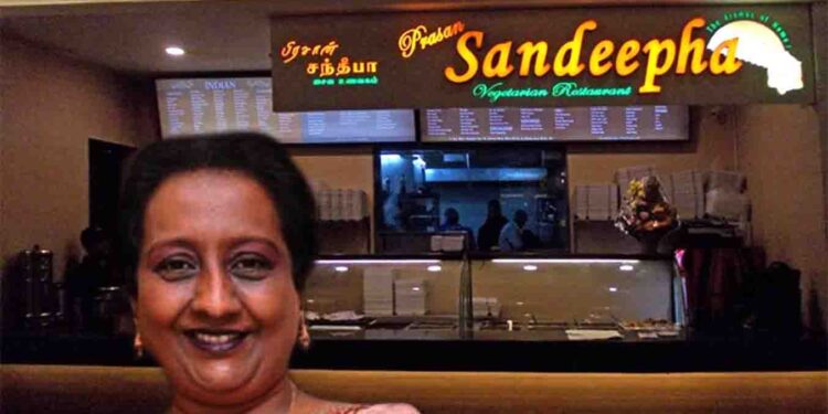 ५० पैशांची कॉफी ते १०० कोटींचे साम्राज्य!