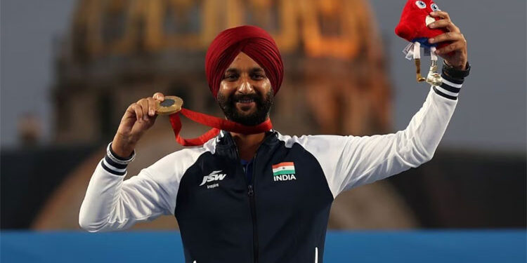 इतिहासात प्रथमच भारताने तिरंदाजीत जिंकलं ‘सुवर्ण’