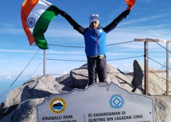 ठाण्याच्या ‘चिमुरडीने’  दहाव्या वर्षी सर केले रशियातील उंच शिखर