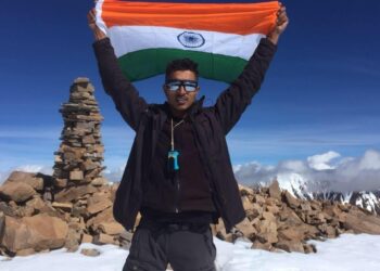 पहिल्याच प्रयत्नात एव्हरेस्ट सर करणारा मराठमोळा जिगरबाज