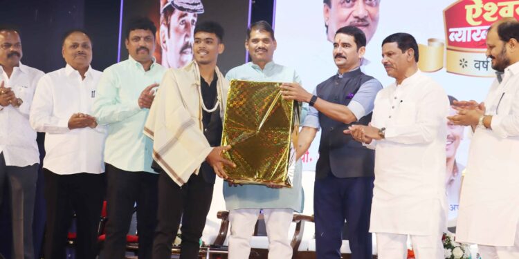 नॅशनल चॅम्पियन जिमनॅस्ट साहिल मरगजेचा विशेष सन्मान