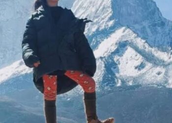 सहा वर्षाच्या चिमुरडीची एव्हरेस्ट बेस कॅम्पवर यशस्वी चढाई
