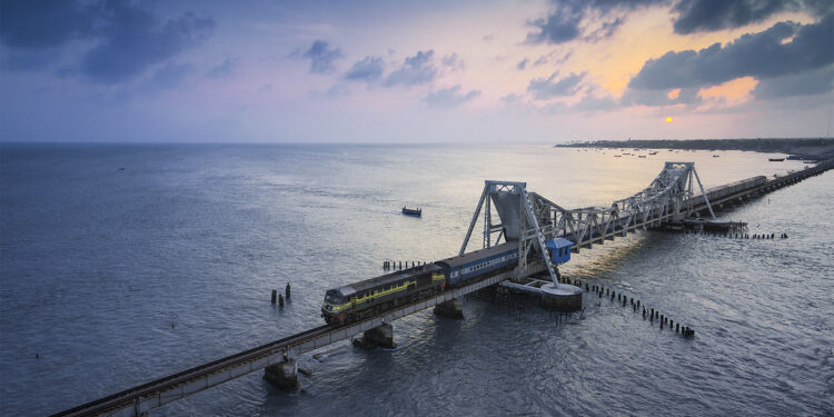 वर उचलला जाणारा देशातील पहिला सागरी पूल!…