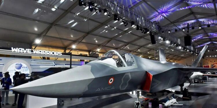 संरक्षण सज्जतेत भारताचा दमदार स्वदेशी बाणा…! लढाऊ विमाने बनवणार