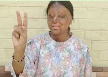 अ‍ॅसिड हल्ल्यात डोळे गमविलेल्या कैफीने बारावीत मिळविले 95.6%