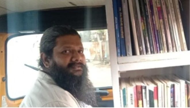 फिरत्या चाकावर उपलब्ध होतोय ज्ञानाचा खजिना