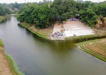 नागरिकांच्या एकजुटीने दिले नदीला जीवनदान