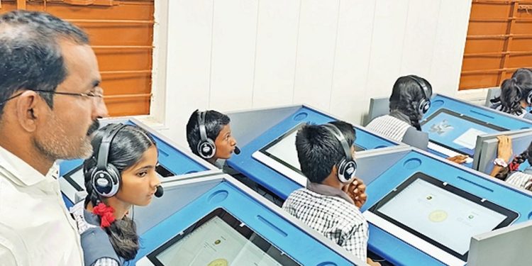 ग्रामीण विद्यार्थ्यांसाठी डिजिटल शिक्षणाची नवी दारे!